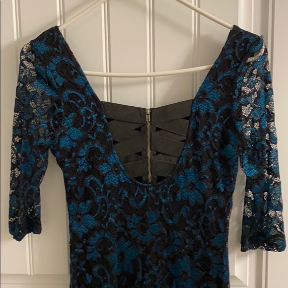 Dress - Picture 2 of 3